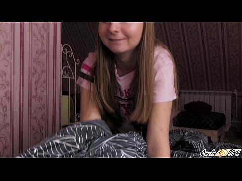 ❤️ Blondie thith thellë BFF-në e saj dhe merr spermë në gojën e saj Porno në pornografi sq.robosexshop.ru ❌❤